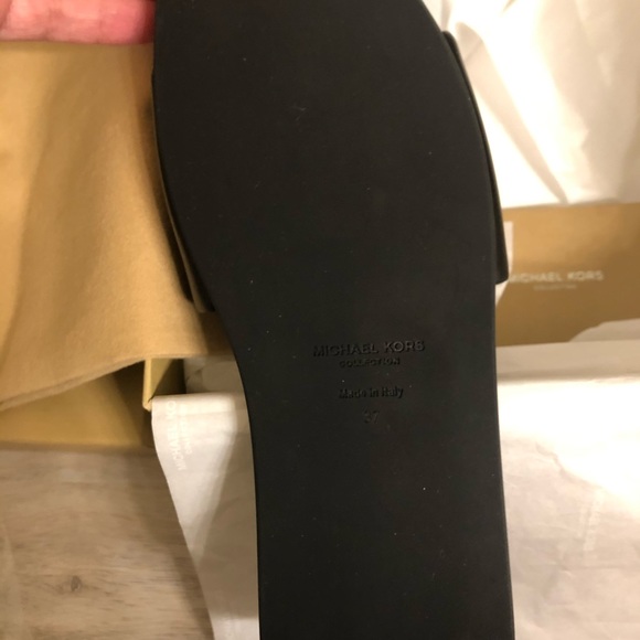 Michael Kors Collection Slides - Picture 5 of 6